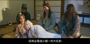 Nữ anh hùng tưởng tượng được một người đàn ông liếm và phun ra